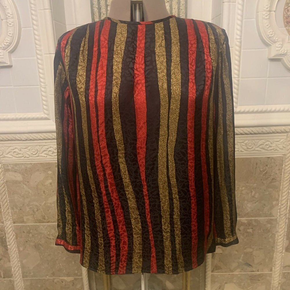 Ann May. Size Large. 100% Silk. Pullover Stripe Blouse. Button Cuff. B29